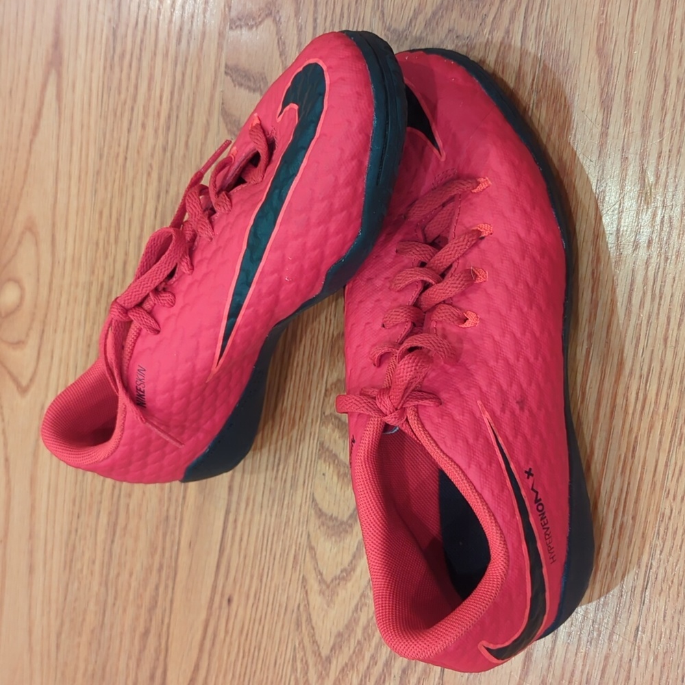 NikeSkin hypervenom turf sneakers